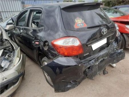 Toyota Auris  2 0 D-4D