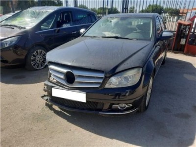 Mercedes-Benz Clase C  Berlina  2 2 C 200 CDI  [2 2 Ltr  - 100 kW CDI CAT] 2