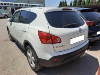 Nissan Qashqai  2 0 dCi 2