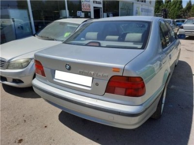 BMW Serie 5 Berlina  2 5 525tds [2 5 Ltr  - 105 kW Turbodiesel CAT] 2