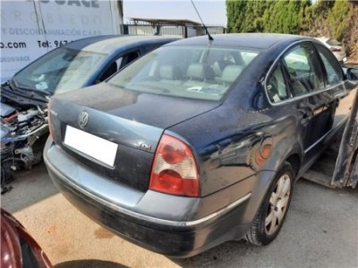 Volkswagen Passat Berlina  1 9 TDI