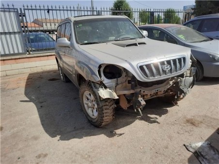 Hyundai Terracan  2 9 CRDi 4WD