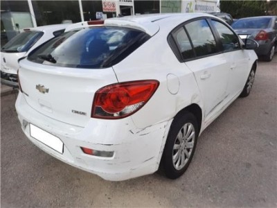 Chevrolet Cruze  1 7 LT [1 7 Ltr  - 96 kW Diesel CAT] 2