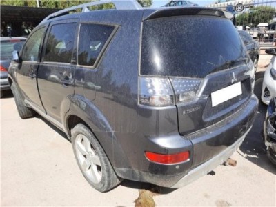 Mitsubishi Outlander  2 0 DI-D Intense [2 0 Ltr  - 103 kW DI-D CAT] 2