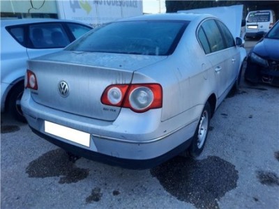 Volkswagen Passat Berlina  2 0 Individual [2 0 Ltr  - 103 kW TDI] 2
