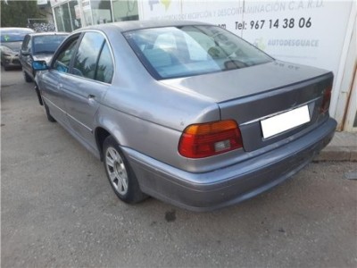 BMW Serie 5 Berlina  2 5 525d [2 5 Ltr  - 120 kW 24V Turbodiesel CAT] 2