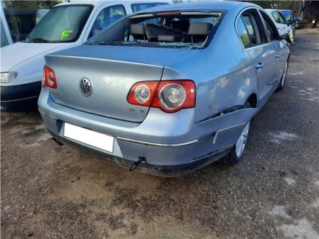 Volkswagen Passat Berlina  2 0 TDI
