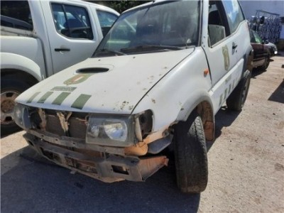 Nissan Terrano II  2 7 TDi  4WD 2