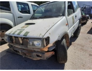 Nissan Terrano II  2 7 TDi  4WD