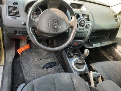 Renault MEGANE II  1 5 dCi  2