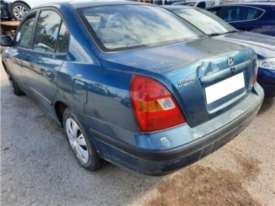 Hyundai Elantra  2 0 CRDi 2