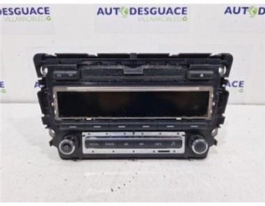 Radio / Cd Skoda Rapid  1 6 Active [1 6 Ltr  - 77 kW TDI DPF]