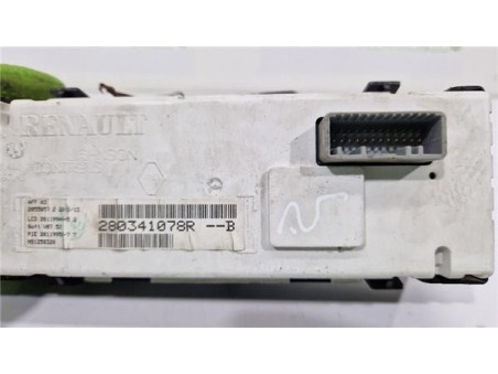 PANTALLA NAVEGADOR Renault Kangoo II  1 5 Dynamique  All Road  [1 5 Ltr  - 66 kW dCi Diesel FAP]