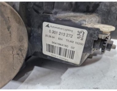 FARO XENON DERECHO Peugeot 407 2 0 16V HDi 