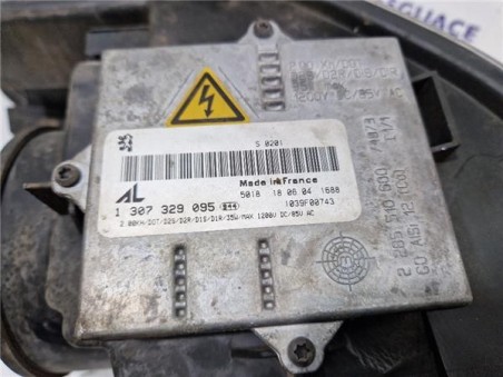 FARO XENON DERECHO Peugeot 407 2 0 16V HDi 