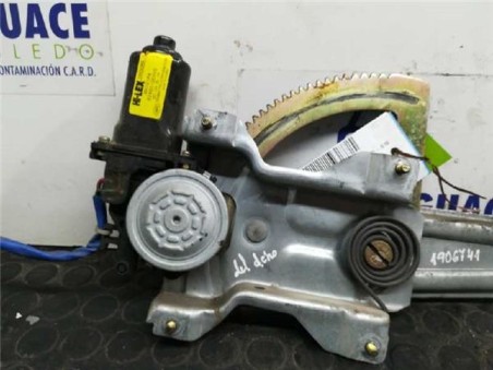 Elevalunas Electrico Delantero Derecho Kia SORENTO 2 5 CRDi 