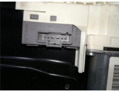 Elevalunas Electrico Delantero Derecho Land Rover Range Rover Sport  2 7 V6 TD S [2 7 Ltr  - 140 kW Td V6 CAT]