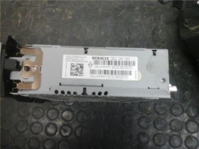 Radio / Cd Renault SCENIC III 1 9 dCi D 