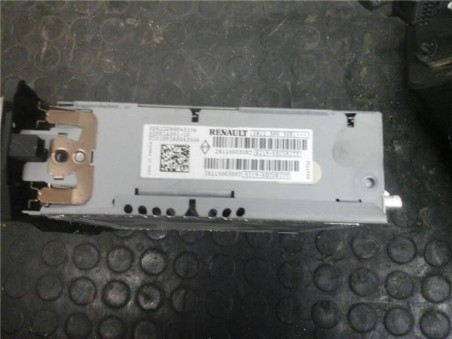 Radio / Cd Renault SCENIC III 1 9 dCi D 
