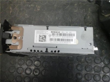 Radio / Cd Renault SCENIC III 1 9 dCi D 