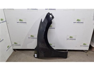 Aleta Delantera Derecha Mazda 3 Berlina / Sedán  2 2 Evolution [2 2 Ltr  - 110 kW Turbodiesel CAT]