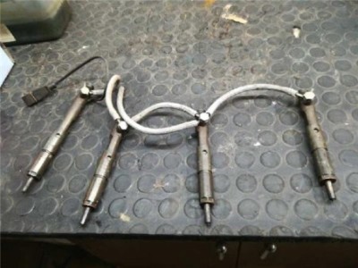 Inyector Volkswagen GOLF IV BERLINA 1 9 TDI 