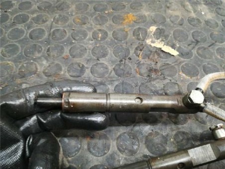 Inyector Volkswagen GOLF IV BERLINA 1 9 TDI 