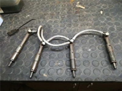Inyector Volkswagen GOLF IV BERLINA 1 9 TDI  2