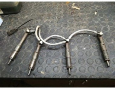 Inyector Volkswagen GOLF IV BERLINA 1 9 TDI  Inyector Volkswagen GOLF IV BERLINA 1 9 TDI