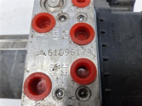 Nucleo Abs Volkswagen Passat Variant  1 6 Highline [1 6 Ltr  - 77 kW TDI DPF]