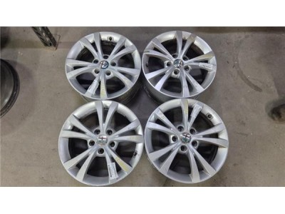 JUEGO LLANTAS Alfa Romeo Giulietta  1 6 Distinctive [1 6 Ltr  - 77 kW JTDM CAT]