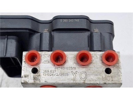 Nucleo Abs Toyota Auris  1 4 Business [1 4 Ltr  - 66 kW Turbodiesel CAT]