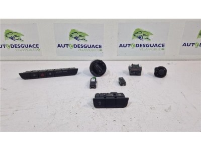 Conjunto Interruptores Skoda Fabia  1 0 Business [1 0 Ltr  - 55 kW MPI]