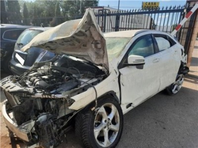 Mercedes-Benz Clase A  1 6 A 200 BlueEfficiency  [1 6 Ltr  - 115 kW CAT] 2