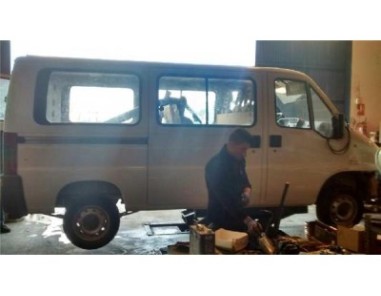 Retrovisor Izquierdo Peugeot BOXER CAJA CERR  ACRISTALADO 2 5 D 