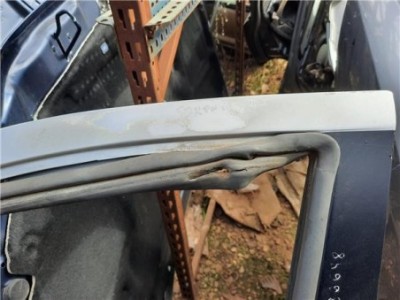 Puerta Delantera Izquierda Kia SORENTO 2 5 CRDi