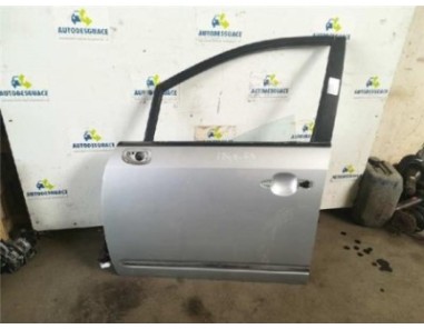 Puerta Delantera Izquierda Kia CARENS 2 0 CRDi 