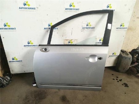Puerta Delantera Izquierda Kia CARENS 2 0 CRDi 