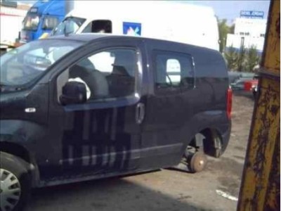 Puerta Delantera Izquierda Peugeot BIPPER TEPEE * 2