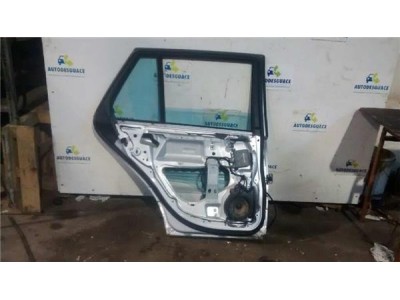 Puerta Trasera Izquierda MERCEDES CLASE C  FAMILIAR 2 2 CDI