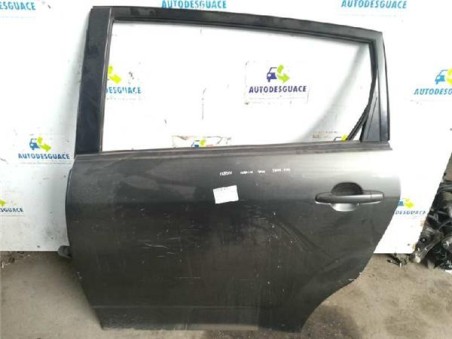Puerta Trasera Izquierda Toyota COROLLA VERSO 2 0 Turbodiesel 