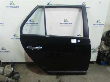 Puerta Trasera Derecha Kia CARENS 2 0 CRDi 