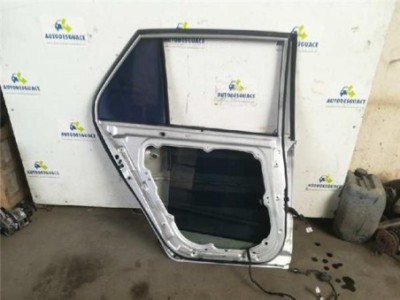 Puerta Trasera Izquierda Kia CARENS 2 0 CRDi 