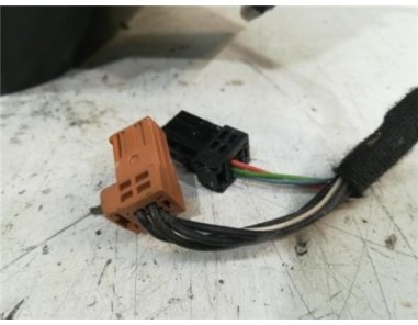 Retrovisor Electrico Derecho Peugeot 208 1 4 HDi FAP 