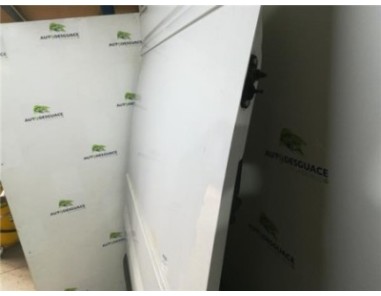 Puerta Lateral Corredera Derecha Volkswagen Crafter Furgón  2 0 Furgón 30 BC [2 0 Ltr  - 100 kW TDI]