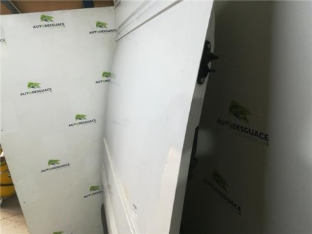 Puerta Lateral Corredera Derecha Volkswagen Crafter Furgón  2 0 Furgón 30 BC [2 0 Ltr  - 100 kW TDI]