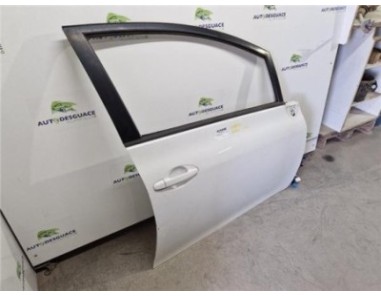 Puerta Delantera Derecha Toyota Auris 
