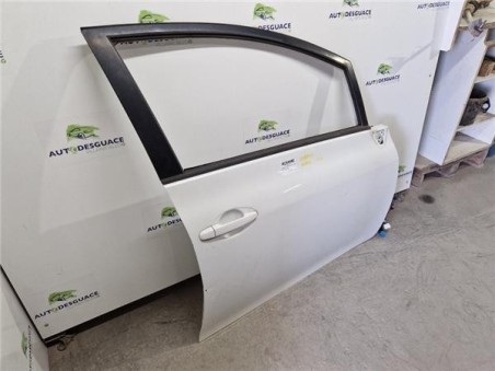 Puerta Delantera Derecha Toyota Auris 