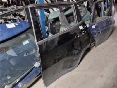 Puerta Trasera Izquierda Jeep Compass  1 6 Limited FWD [1 6 Ltr  - 88 kW M-Jet CAT]