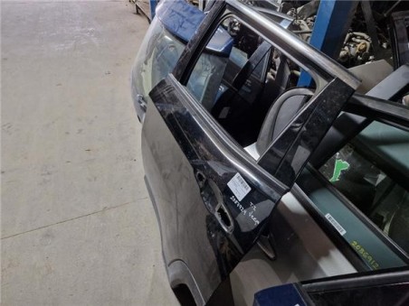 Puerta Trasera Izquierda Jeep Compass  1 6 Limited FWD [1 6 Ltr  - 88 kW M-Jet CAT]